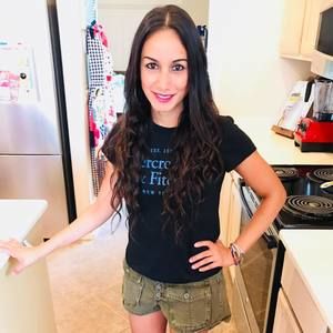 Meet your Posher, Karin